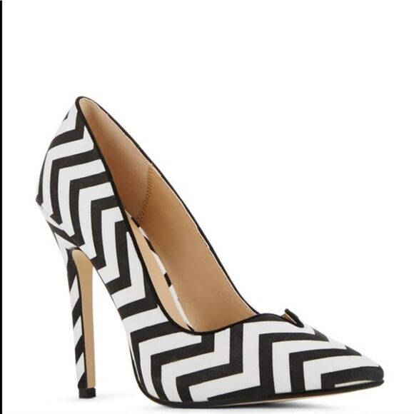 BRAND NEW JUSTFAB HIGH HEEL STILETTOS V-CUTOUT POINTED TOE WOMEN"S SHOE S2 - Picture 5 of 16